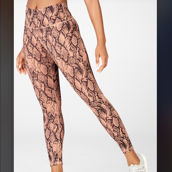 Fabletics Define High Waisted 7/8 Leggings Mocha Reptilia - Picture 1 of 9